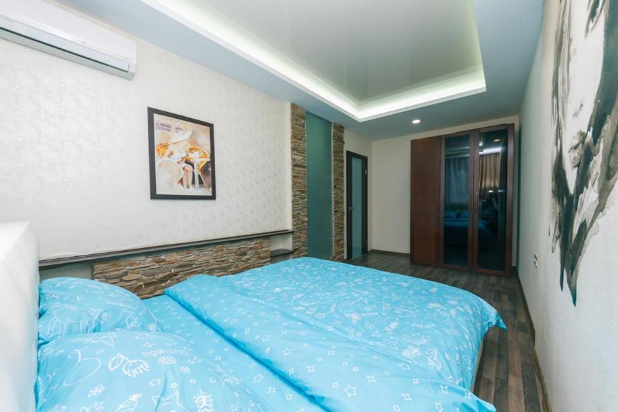 Hotrent Pechersk Lesy 20/22 Kyiv Exterior foto